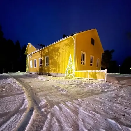 Kuukkeli Airport *