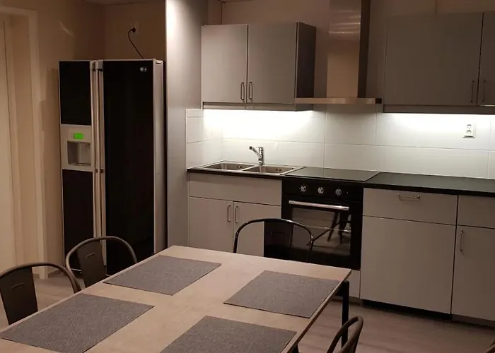 Kuukkeli Airport Apartament *